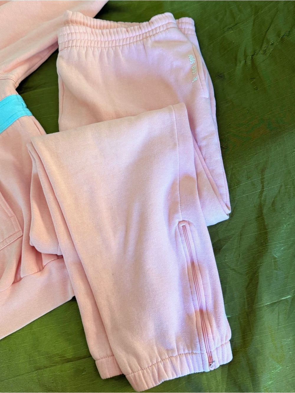 Le Coq Sportif Pink Sweatshirt with Aqua V-Inset - Picture 4 of 12